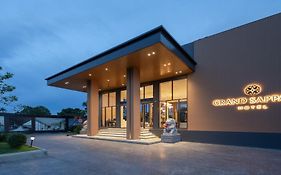 โรงแรมสัปปายะ บายโลตัส วัลเลย์ กอล์ฟ รีสอร์ท (SHA Plus+)